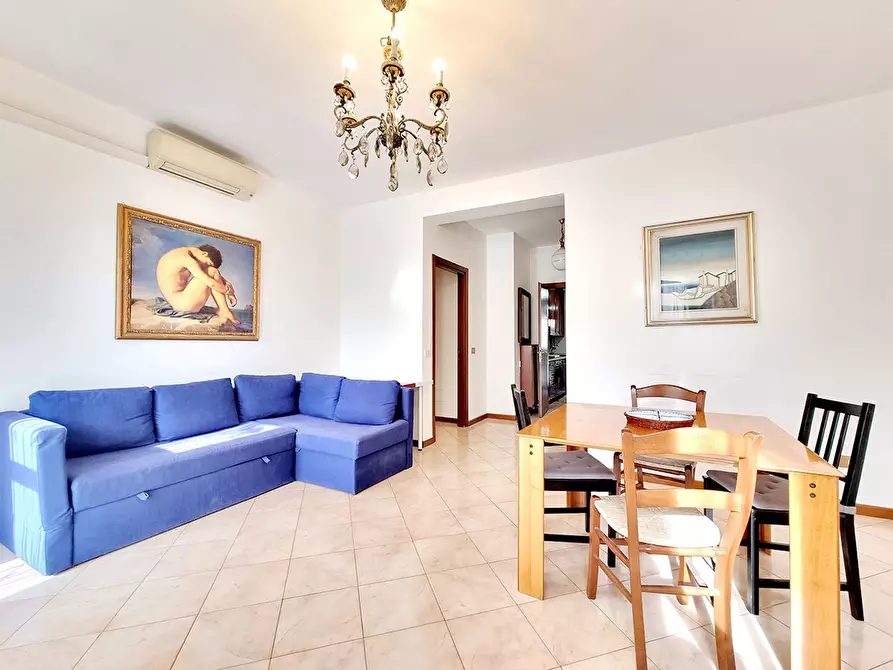 Immagine 4 di Appartamento in affitto  in Via Giuseppe Carozzi a Milano