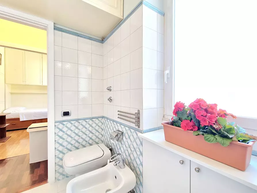 Immagine 9 di Appartamento in affitto  in Via Monte Suello a Milano