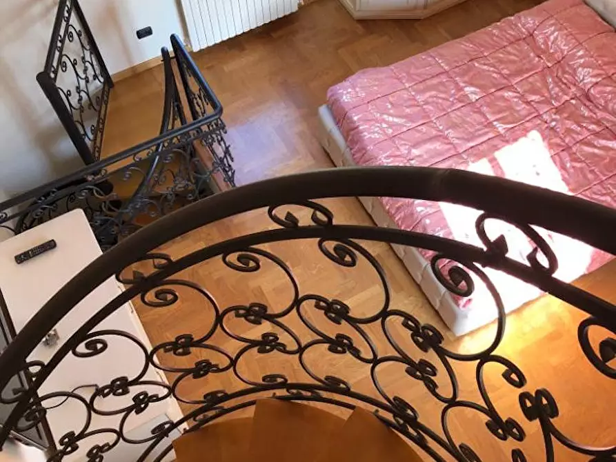 Immagine 10 di Appartamento in affitto  in Viale Giosuè Carducci a Bologna