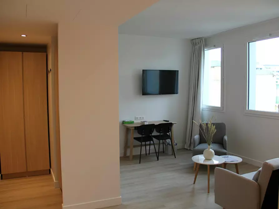 Immagine 2 di Appartamento in affitto  in Boulevard Gallieni a Issy-les-Moulineaux