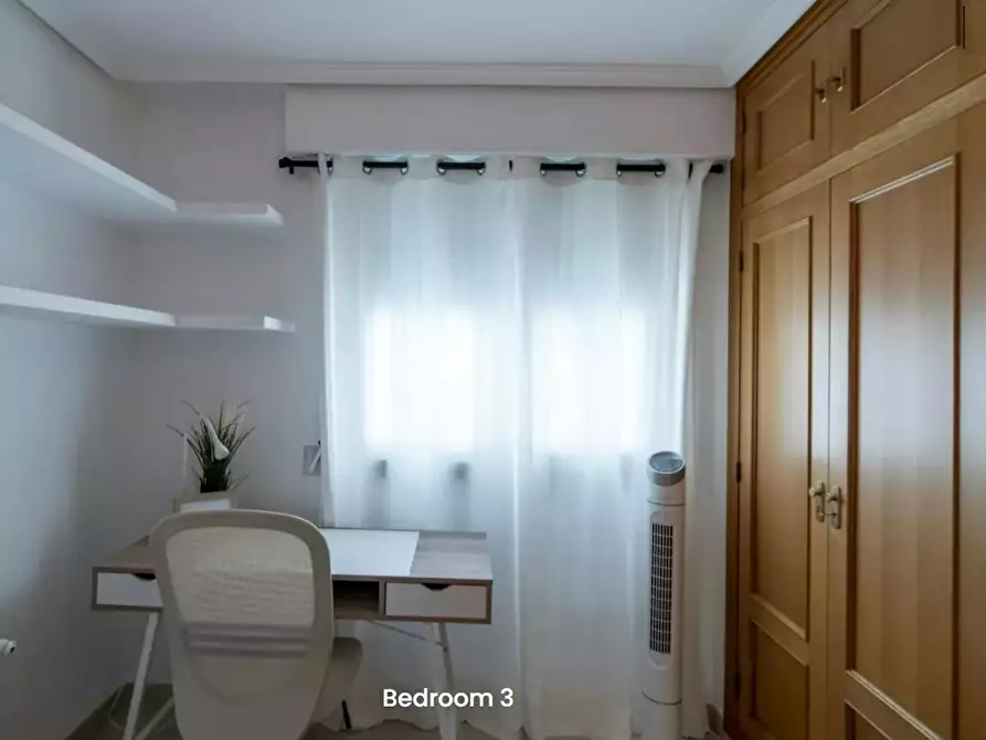 Immagine 4 di Camera in affitto  in Carrer del Doctor Vicente Pallarés a Valencia