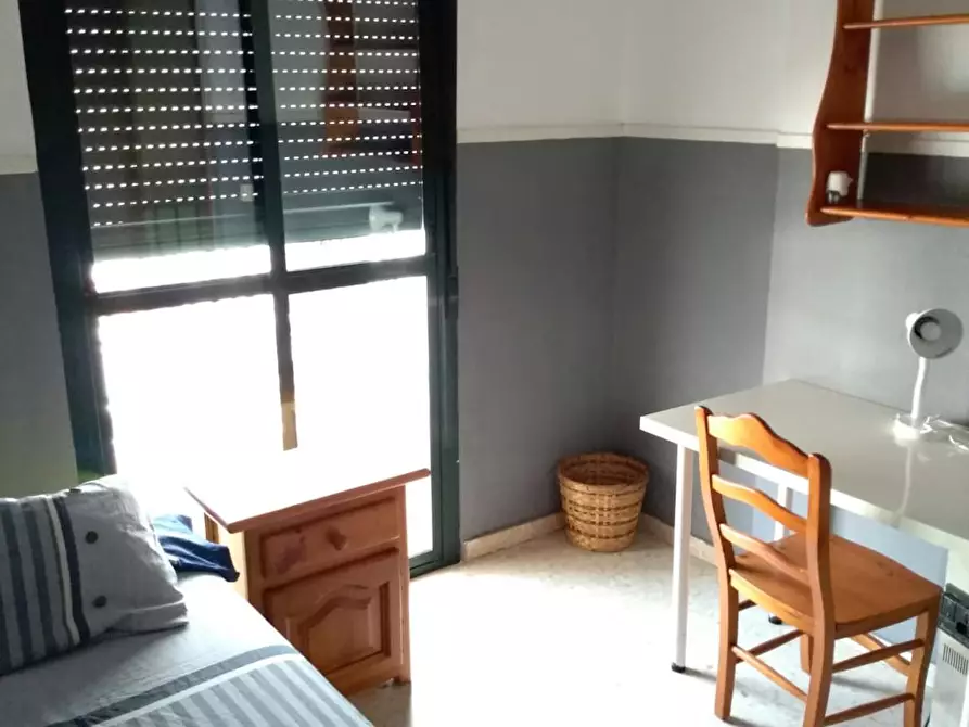 Immagine 2 di Camera in affitto  in Calle Tintes a Sevilla
