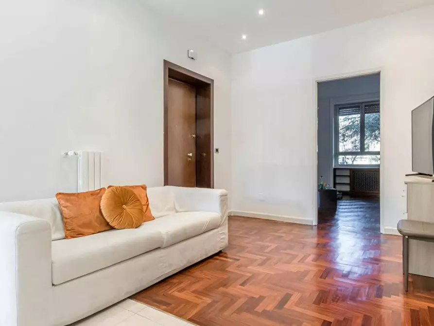 Immagine 10 di Camera in affitto  in Via Guido Guarini Matteucci a Milano