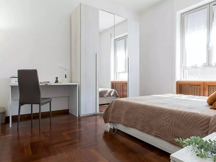 Immagine 3 di Camera in affitto  in Via Guido Guarini Matteucci a Milano