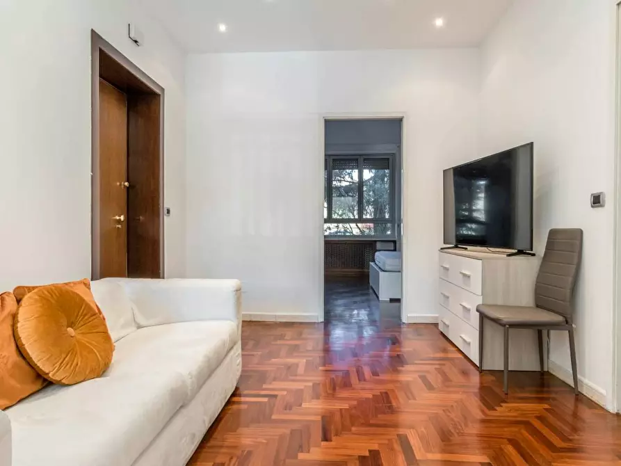 Immagine 9 di Camera in affitto  in Via Guido Guarini Matteucci a Milano