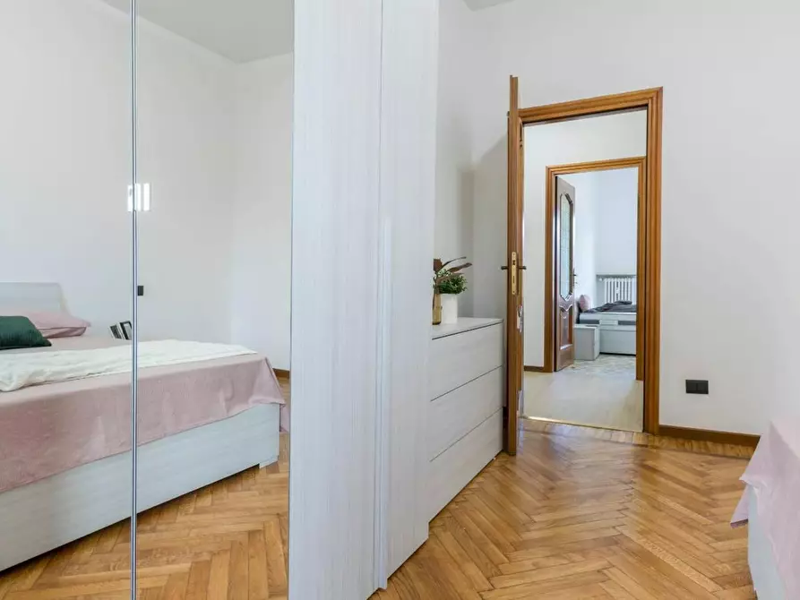 Immagine 5 di Camera in affitto  in Largo Vulci a Milano