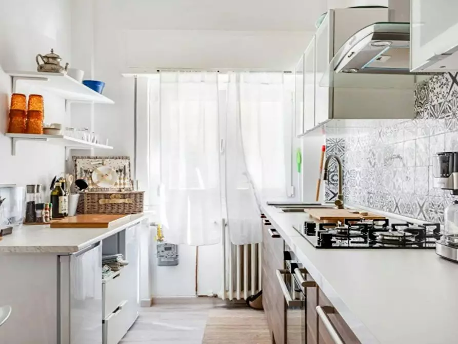 Immagine 5 di Appartamento in affitto  in Via Ebro a Milano