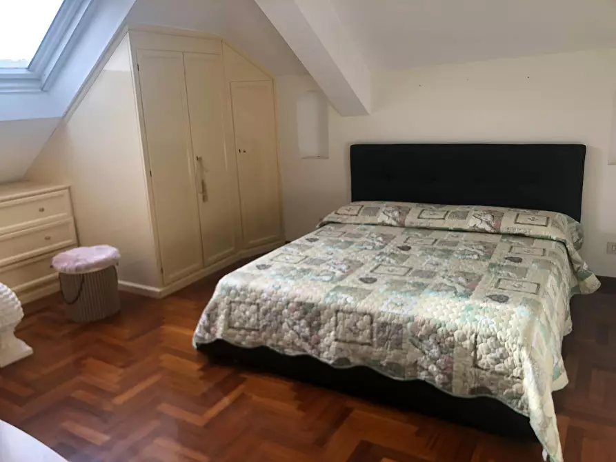 Immagine 5 di Appartamento in affitto  in Via dell'Aquila Reale a Roma