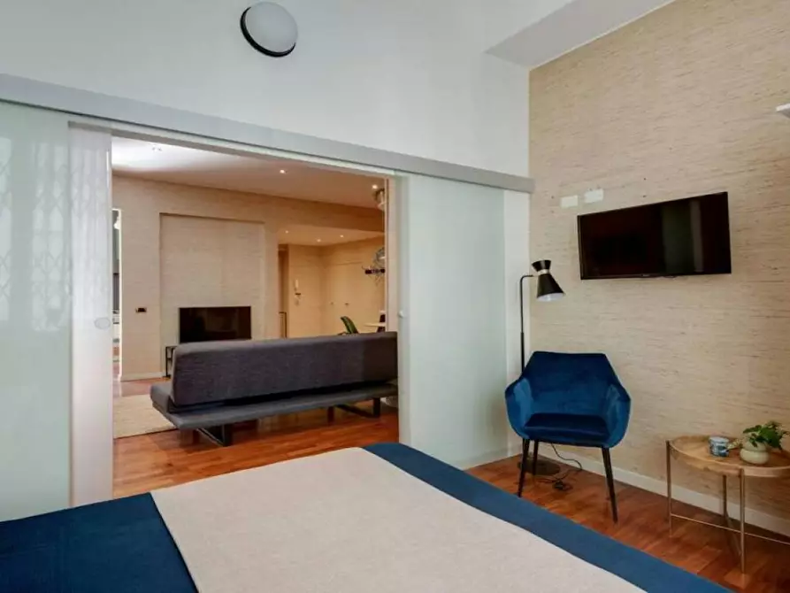 Immagine 10 di Appartamento in affitto  in Viale Tunisia a Milano