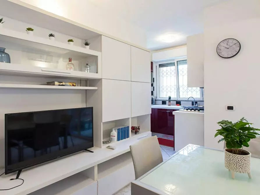 Immagine 8 di Appartamento in affitto  in Via Donna Prassede a Milano