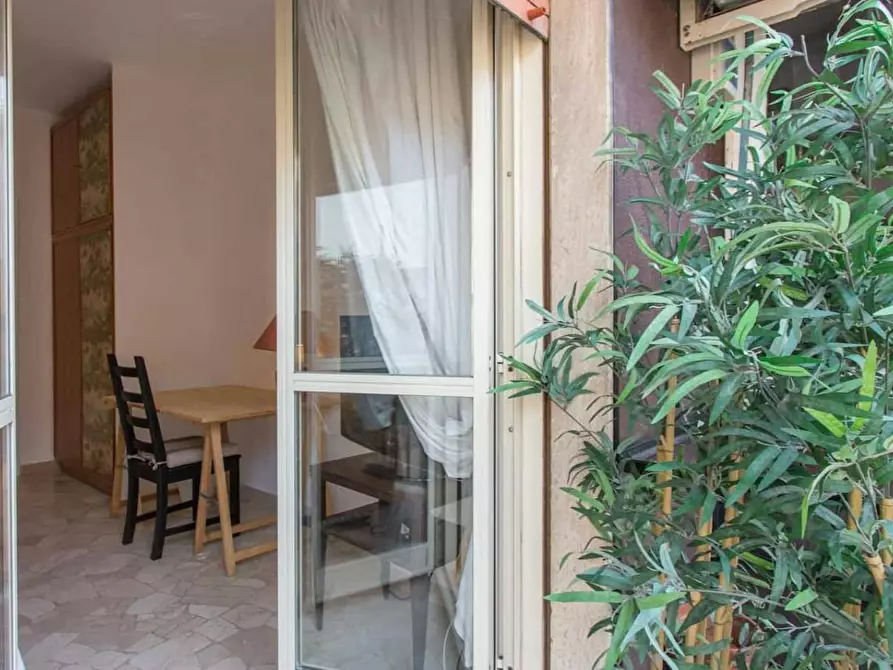 Immagine 4 di Appartamento in affitto  in Via Pellegrino Rossi a Milano