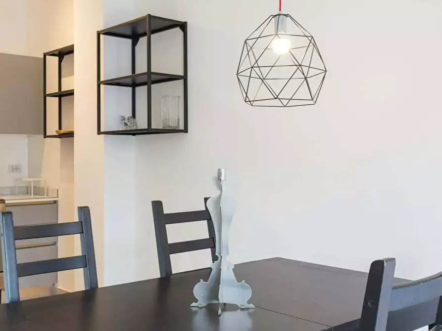 Immagine 5 di Appartamento in affitto  in Via Pellegrino Rossi a Milano