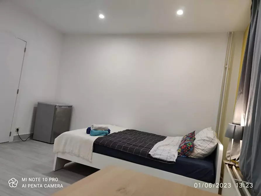 Immagine 2 di Camera in affitto  in Rue Charles VI a Saint-Josse-Ten-Noode