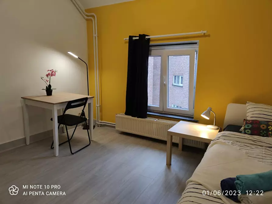 Immagine 2 di Camera in affitto  in Rue Charles VI a Saint-Josse-Ten-Noode