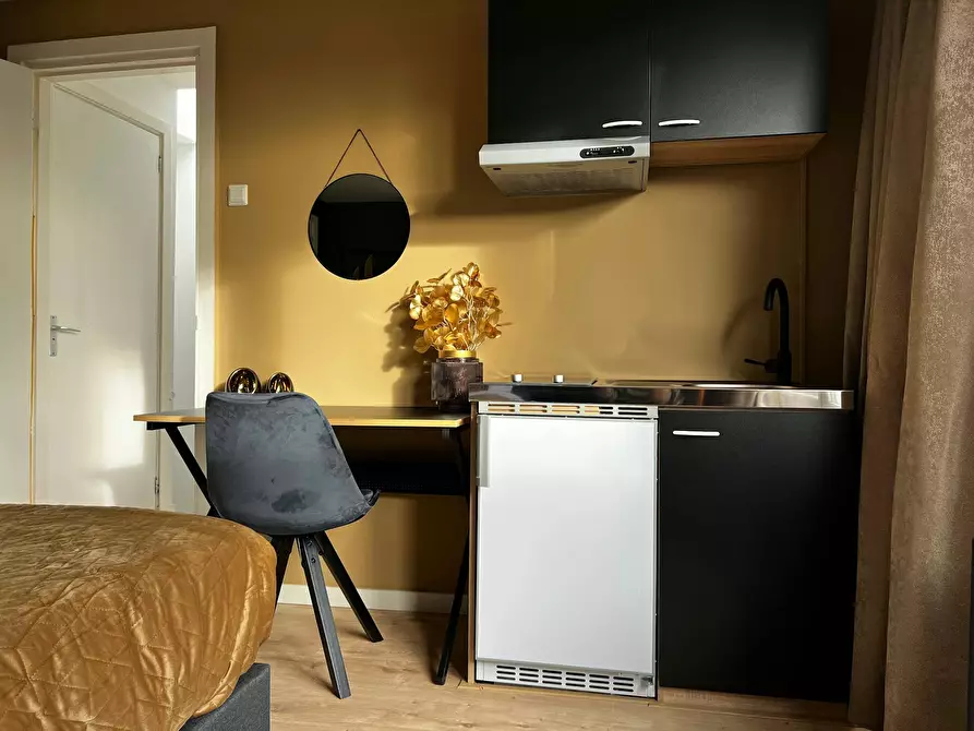 Immagine 5 di Appartamento in affitto  in Mijnsherenlaan a Rotterdam