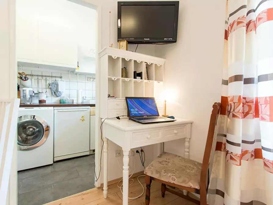 Immagine 10 di Appartamento in affitto  in Koloniestraße a Berlin