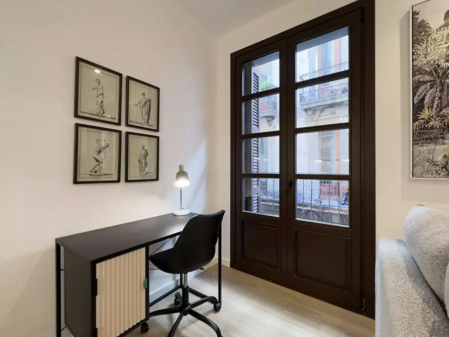 Immagine 5 di Appartamento in affitto  in Carrer de Sant Pere Més Baix a Barcelona