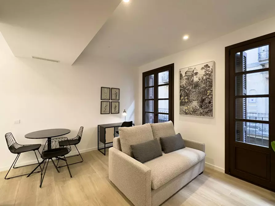 Immagine 4 di Appartamento in affitto  in Carrer de Sant Pere Més Baix a Barcelona