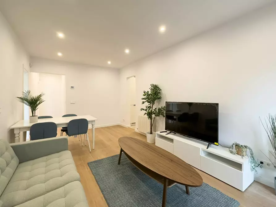Immagine 4 di Appartamento in affitto  in Carrer de Llull a Barcelona
