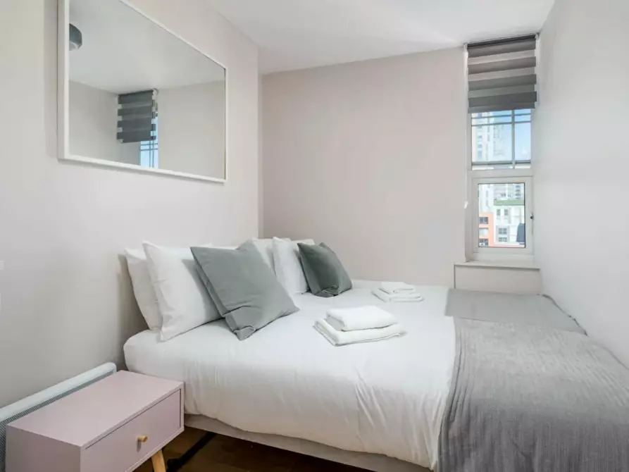 Immagine 5 di Appartamento in affitto  in Goulston Street a Poplar