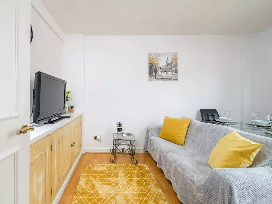 Immagine 5 di Appartamento in affitto  in Chelsea Square a Kensington