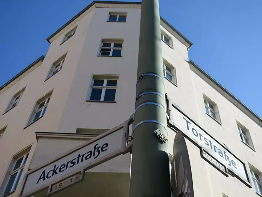 Immagine 2 di Appartamento in affitto  in Torstraße a Berlin