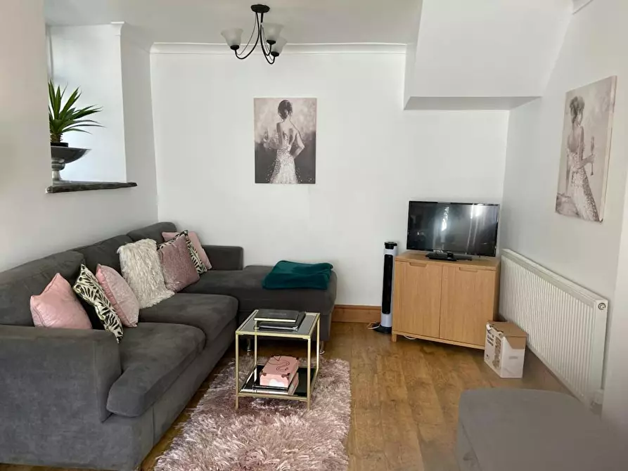 Immagine 6 di Casa indipendente in affitto  in Newcastle Hill a 