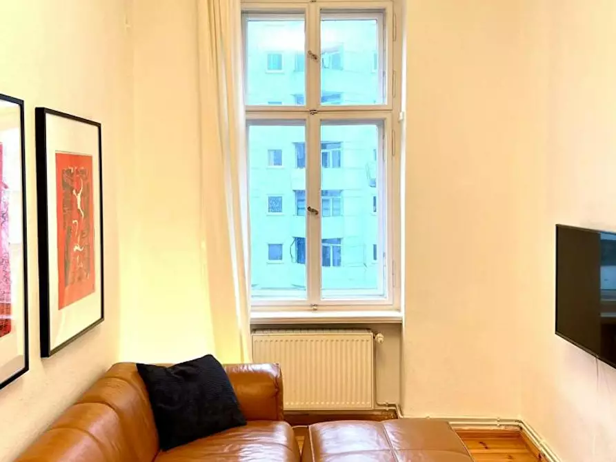 Immagine 2 di Appartamento in affitto  in Jahnstraße a Berlin Kreuzberg