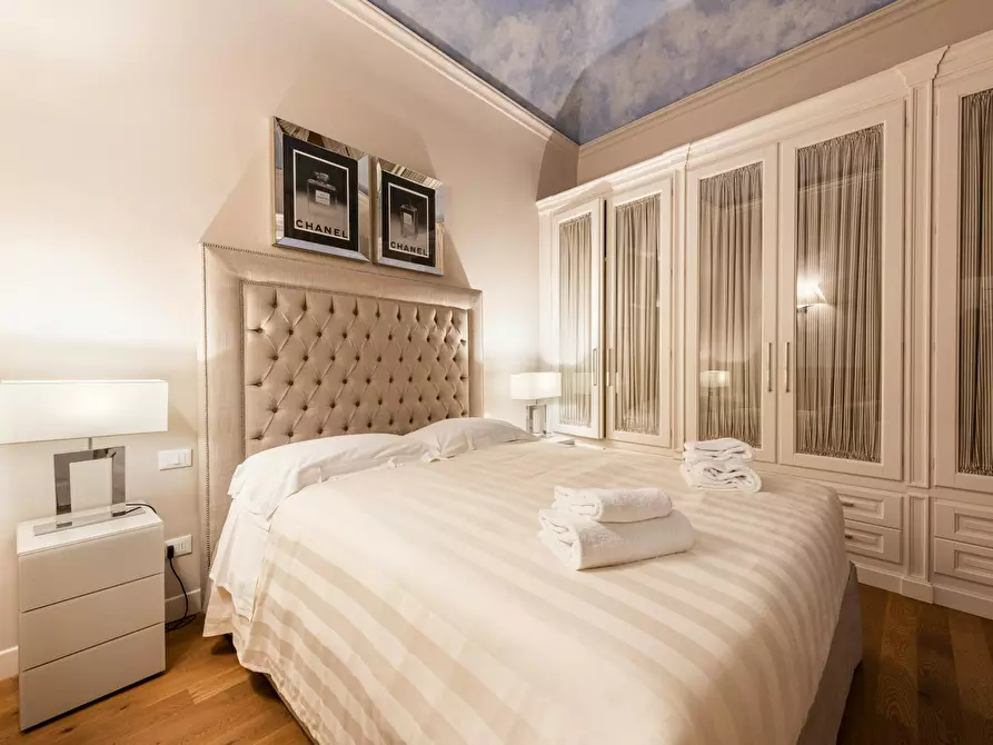 Immagine 10 di Appartamento in affitto  in Via della Vigna Nuova a Firenze