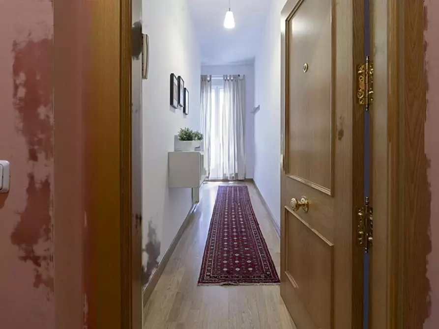 Immagine 2 di Appartamento in affitto  in Calle del Prado a Madrid