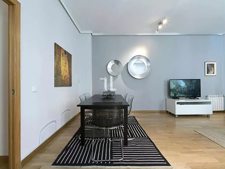 Immagine 8 di Appartamento in affitto  in Calle del Prado a Madrid