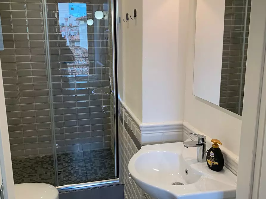 Immagine 6 di Appartamento in affitto  in Via Giuseppe Verdi a Firenze