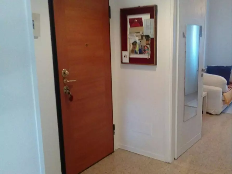 Immagine 4 di Camera in affitto  in Via degli Anemoni a Milano