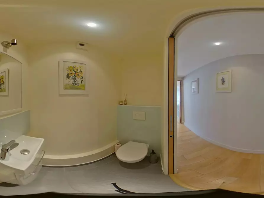 Immagine 10 di Appartamento in affitto  in Rue Saint-Honoré a Paris