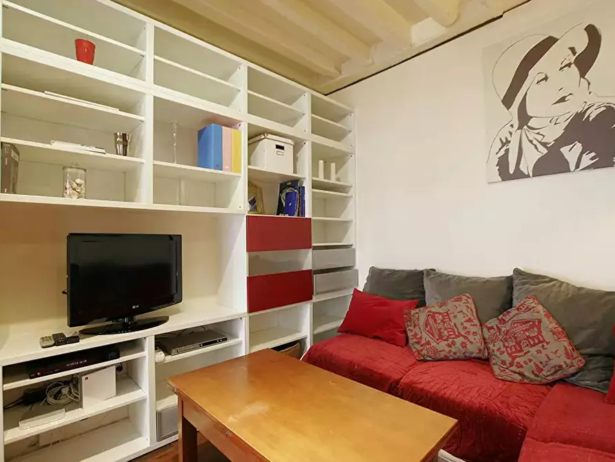 Immagine 3 di Appartamento in affitto  in Rue de Picardie a Paris 03