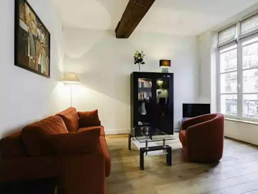 Immagine 6 di Appartamento in affitto  in Rue du Dragon a Paris 06