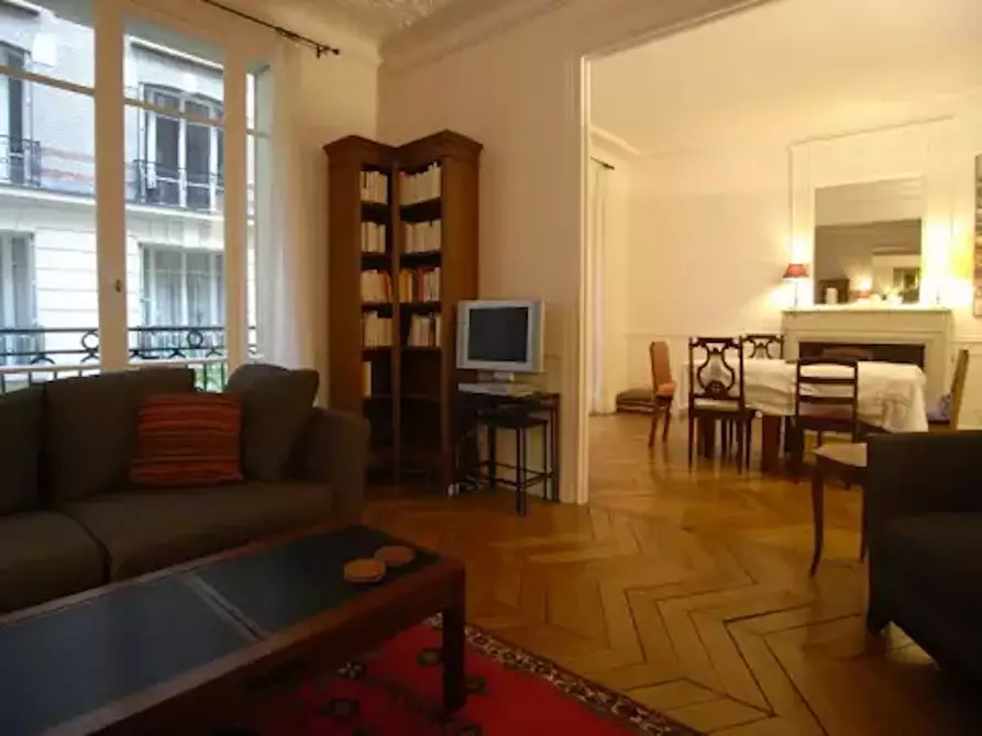 Immagine 4 di Appartamento in affitto  in Rue Raynouard a Paris 16