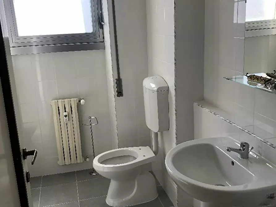 Immagine 5 di Camera in affitto  in Viale Libia a Roma