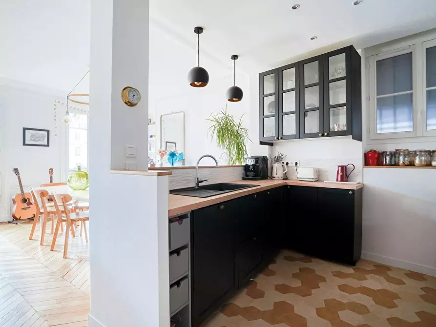 Immagine 4 di Appartamento in affitto  in Boulevard de Rochechouart a Paris 18