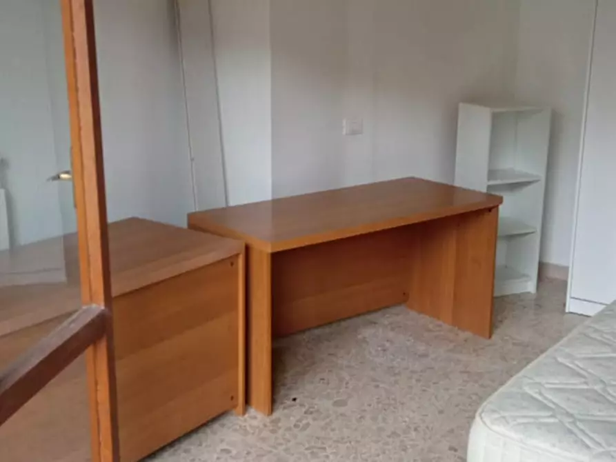 Immagine 3 di Camera in affitto  in Viale dell'Umanesimo a Roma