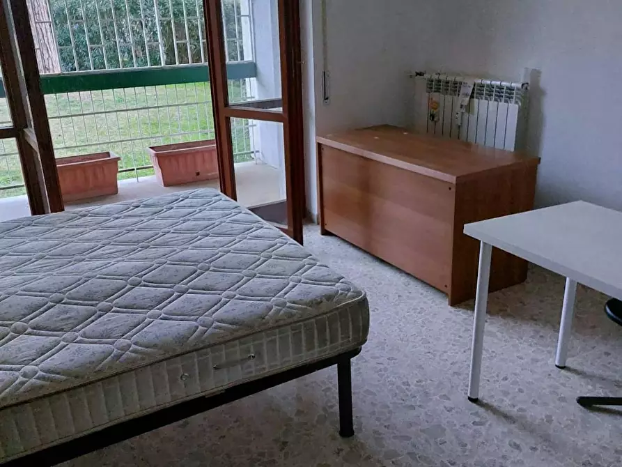 Immagine 1 di Camera in affitto  in Viale dell'Umanesimo a Roma