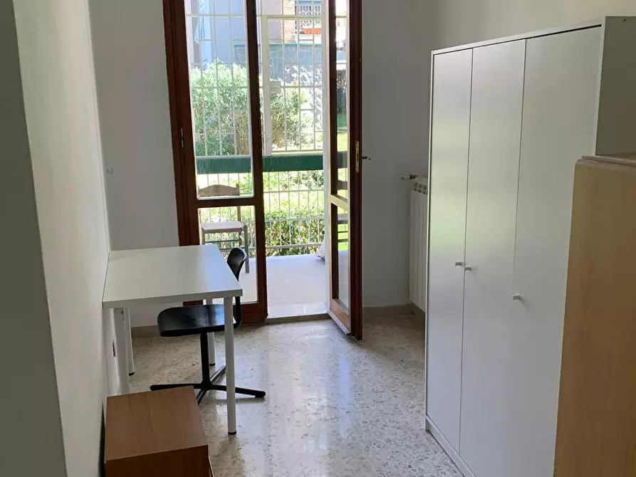 Immagine 1 di Camera in affitto  in Viale dell'Umanesimo a Roma