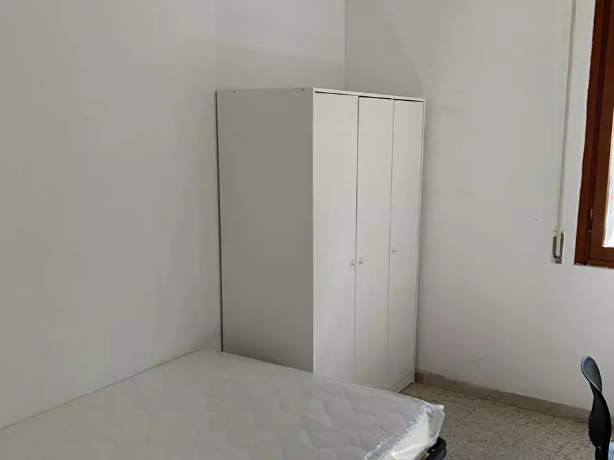 Immagine 3 di Camera in affitto  in Viale dell'Umanesimo a Roma