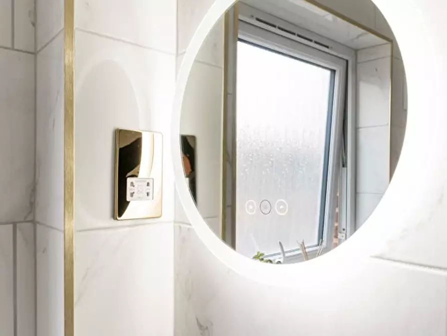 Immagine 10 di Appartamento in affitto  in Ingram Close a Lambeth