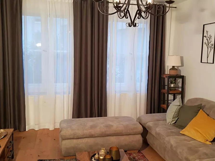 Immagine 6 di Appartamento in affitto  in Buschallee a Berlin