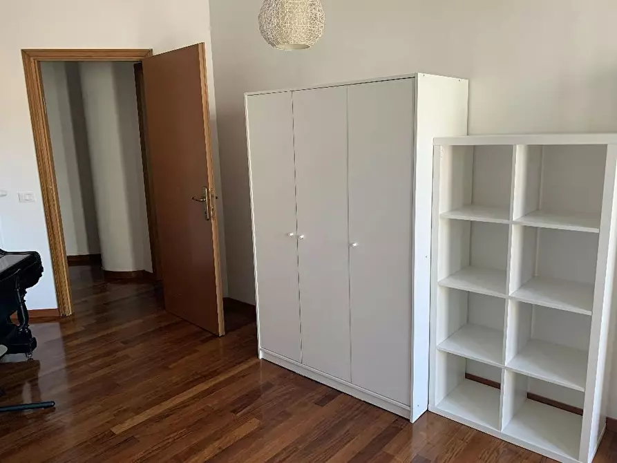 Immagine 4 di Camera in affitto  in Via Tripoli a Roma