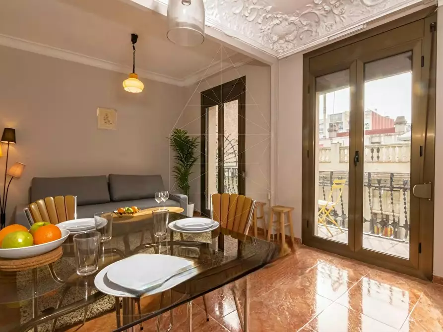 Immagine 4 di Appartamento in affitto  in Carrer de Blai a Barcelona