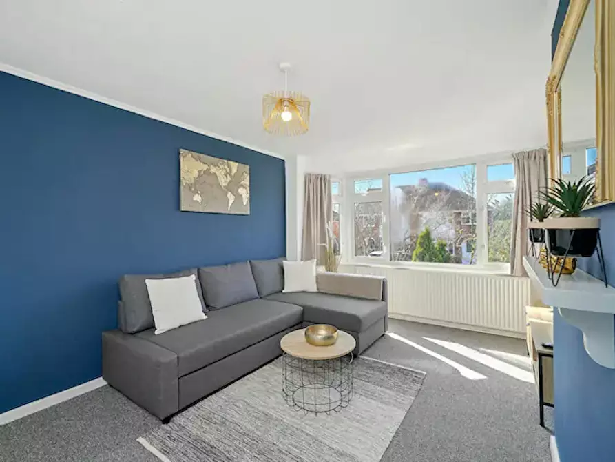 Immagine 3 di Appartamento in affitto  in Winchester Way a Cheltenham