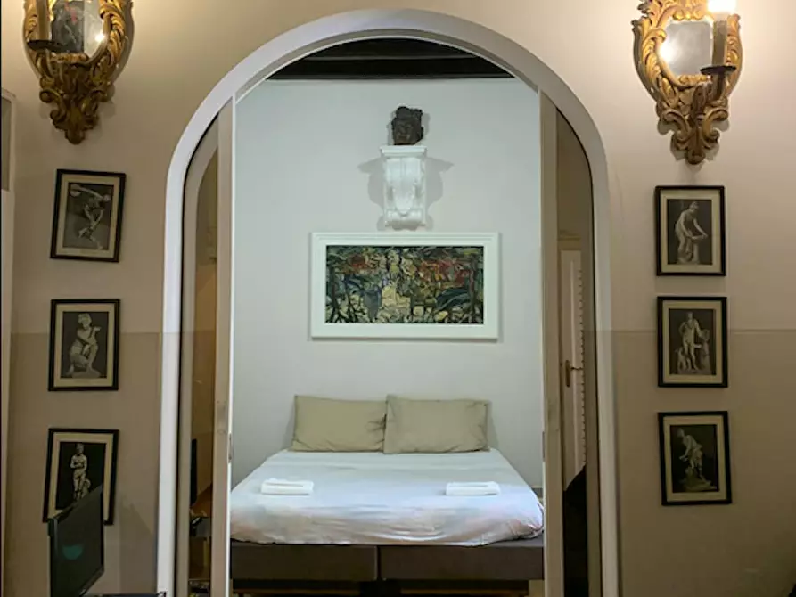 Immagine 1 di Appartamento in affitto  in Via dell'Archetto a Roma