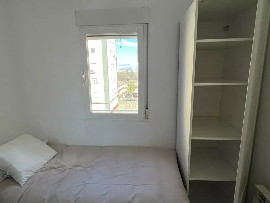 Immagine 9 di Camera in affitto  in Calle Camelias a Getafe